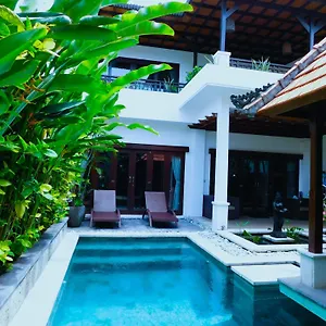 villa-kora.hotelsseminyak.net/