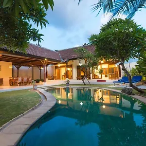 bali-royal-heritage-villa.hotelsseminyak.net/